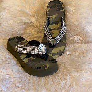 Green Camouflage Sandals